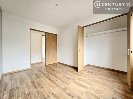 �m�� ���[�X�y�[�X���[���I�������X�b�L�����ڂ��鎖���ł��܂��ˁB
�Ƌ��I�΂Ȃ��V���v���ȃf�U�C���ׁ̈A�Ƌ��I�΂����C�ɓ���̋�ԍ�肪�ł������ł��ˁB