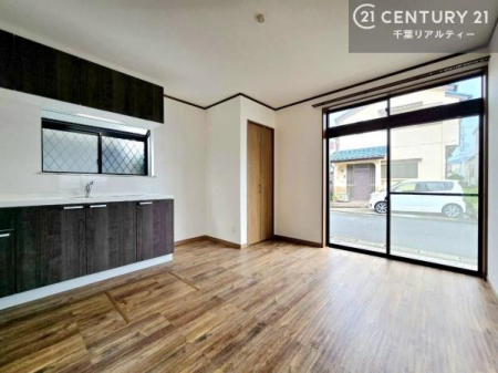 �L�b�`�� �������薾�邢�_�C�j���O�L�`���I�ɂ����������炸���K�ɂ������ł��܂��I