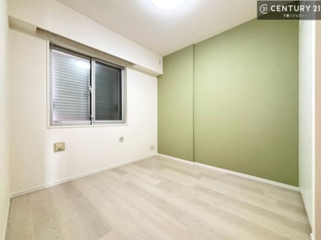 �m�� �V���v���Ƀf�U�C������Ă��邽�߁A�Ƌ��I�т܂���I
���C�ɓ���̉Ƌ��u���Ă��낰���Ԃ���邱�Ƃ��ł��܂��B