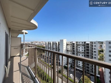 �Z�˂���̒��]�ʐ^ ������������Z��X�ł��I���͂ɂ͍����������Ȃ��A�󂪍L���J����������A�z�������傫���Ղ��邱�Ƃ�����܂���I�C�����̗ǂ������ʂ蔲����X���݂ł��I