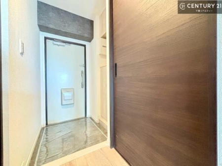 ���� ���ċA���Ă��Ă��A�������܁I�����������Ȃ�A�D�����}������Ă�����ԂɂȂ��Ă��܂��B
���邭��������錺�ւł��I