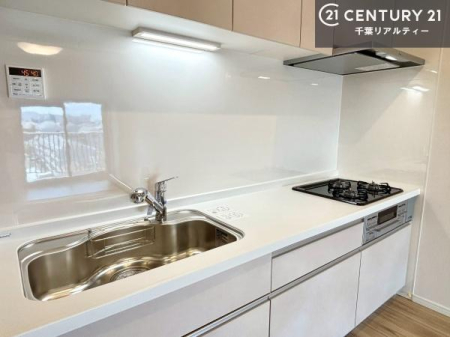 �L�b�`�� �Ǖt���L�b�`���Ȃ�ł͂̌����I�ȓ����ƁA��Ƃ肠���Ƒ��������@�\�I�ȃL�b�`���X�y�[�X�B�����̂����������K�ɂ͂��ǂ�܂��B