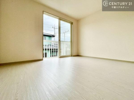 �m�� �V���v���Ƀf�U�C������Ă��邽�߁A�Ƌ��I�т܂���I
���C�ɓ���̉Ƌ��u���Ă��낰���Ԃ���邱�Ƃ��ł��܂��B
