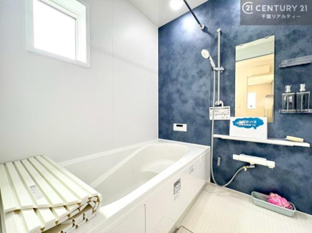 ���� �������������l�̕��͋C�̃o�X���[���́A�����o�Ă��ăo�X�^�C�����[���I
���d���撣���Ă��邲�J���ɂ��D�݂̍���̓����܂����āA�y����ł݂Ă͂������ł��傤���H