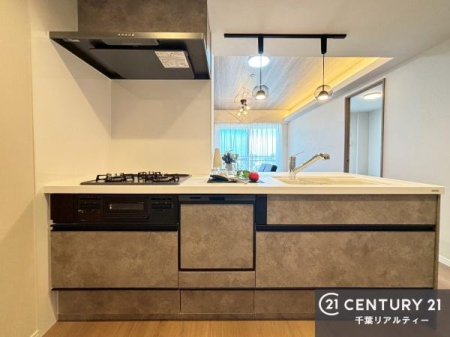 �L�b�`�� ���[�X�y�[�X���L�x�ŁA�����X�y�[�X���X�b�L���ƕЕt���Ђ�`�����p�ł��܂��I
���K�ɍ�Ƃ��ł��܂��I�����̗���������܂��I