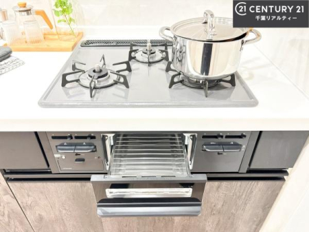 �L�b�`�� �R�����͎O������̂ł������̓����i�s���ł��܂��B
�������O�����t���ł��B�����X�y�[�X���L�X���Ă���׍�Ƃ����₷���I�g�����肪�ǂ��V�X�e���L�b�`���ł��I