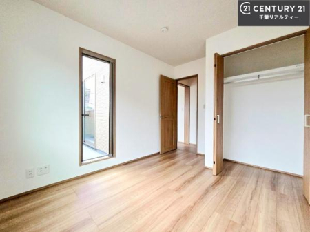 ���r���O�ȊO�̋��� ���[�X�y�[�X���[���I�������X�b�L�����ڂ��鎖���ł��܂��ˁB
�Ƌ��I�΂Ȃ��V���v���ȃf�U�C���ׁ̈A�Ƌ��I�΂����C�ɓ���̋�ԍ�肪�ł������ł��ˁB