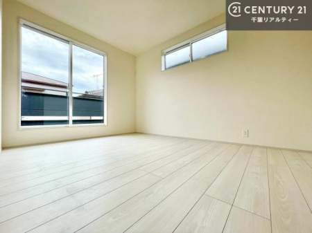 �m�� �o���R�j�[�ɖʂ��Ă���m���ł��B���邭�����肪����A���C����������ł��܂��I���N���āA�O�ɏo�Ĕw�L�т����[�ċz�����ǂ������}������邱�Ƃ��ł��܂��B