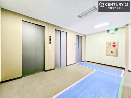 ���̑����p�� �G���x�[�^�[�����ŁA���X�̈ړ������K�B
�����̓��₨�ו��̑������ł��A�X���[�Y�ɂ��A��������܂��I