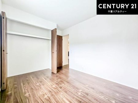 �q������ ���[�͂̂���m���ł��B����������������L�X�Ǝg���ċC�������ǂ��ł��I
�L���C�Ȗ��邢�������ŉ߂����̂́A�X�ɂ̂�т�������ł��܂��ˁI