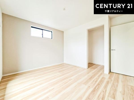 �q������ ���[�͂̂���m���ł��B����������������L�X�Ǝg���ċC�������ǂ��ł��I
�L���C�Ȗ��邢�������ŉ߂����̂́A�X�ɂ̂�т�������ł��܂��ˁI