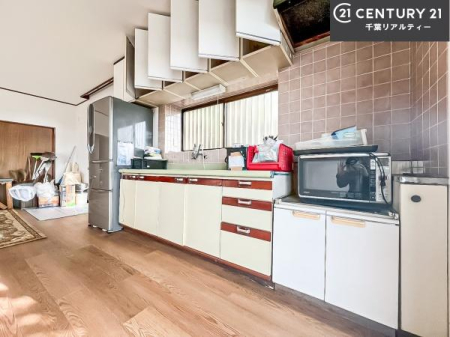 �L�b�`�� ���[�X�y�[�X���L�x�ŁA�����X�y�[�X���X�b�L���ƕЕt���Ђ�`�����p�ł��܂��I
���K�ɍ�Ƃ��ł��܂��I�����̗���������܂��I