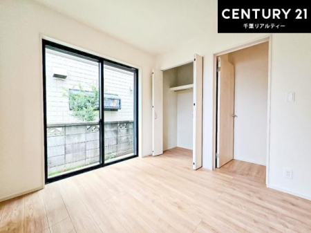 �q������ �V���v���Ƀf�U�C������Ă��邽�߁A�Ƌ��I�т܂���I
���C�ɓ���̉Ƌ��u���Ă��낰���Ԃ���邱�Ƃ��ł��܂��B