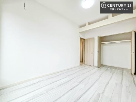 �q������ ���[�X�y�[�X�����Ă��܂��I�������X�b�L�����ڂ��鎖���ł��܂��ˁB
�Ƌ��I�΂Ȃ��V���v���ȃf�U�C���ׁ̈A�Ƌ��I�΂����C�ɓ���̋�ԍ�肪�ł������ł��ˁB