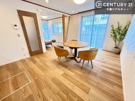 ���r���O �L�X�_�C�j���O�X�y�[�X�I������肨�H���B�΂��������y�������Ԃ��߂����܂��B���X�̔���������܂��I