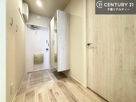 ���� �~���[�t���V���[�Y�{�b�N�X�t���Ȃ̂ŁA���ւ��Еt�����|�������₷���ł��I
�X�b�L���������ւŌ˂��J�����u�ԁA�������̂���S�n������Ԃ��o�}���Ă���܂��B
