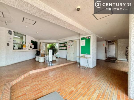 �G���g�����X ��؂Ȃ��q�l�����o�}������G���g�����X�B�z��������ǂ��S�n�̗ǂ���Ԃł��B