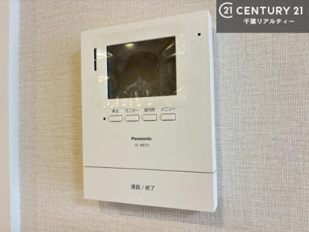 ���̑� TV���j�^�[�t�C���^�[�t�H���������B���K�҂̊���m�F���Ă���Ή��ł��邽�߁A�h�Ɩʂɂ��z�����ꂽ���S�̐ݔ��ł��B