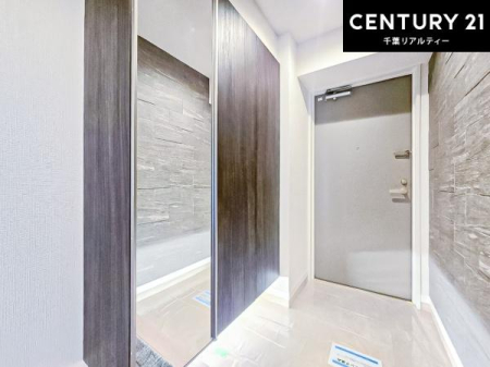 ���� �~���[�t���V���[�Y�{�b�N�X�t���ŁA���ւ��Еt�����|�������₷���ł��I
�X�b�L���������ւŌ˂��J�����u�ԁA�������̂���S�n������Ԃ��o�}���Ă���܂��B