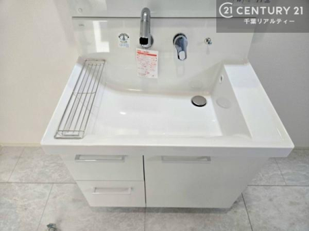���ʑ�E���ʏ� �[�����ʑ�{�E���́A�������˂ɂ����̂ł�����ꂪ�y�X�I���������ۂĂ܂��I
�L���C�Ȑ��ʏ��Ŏ��������̃��`�x�[�V�������オ��܂��ˁI
