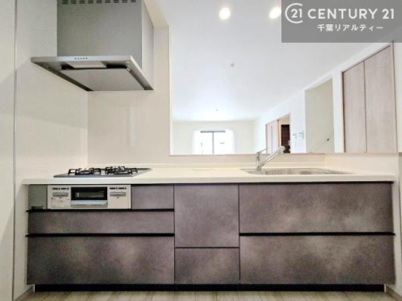 �L�b�`�� ���[�X�y�[�X���L�x�ŁA�����X�y�[�X���X�b�L���ƕЕt���Ђ�`�����p�ł��܂��I
���K�ɍ�Ƃ��ł��A�Ǝ��̌����A�b�v�I�����̗���������܂��I