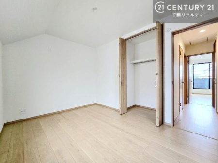 �m�� �V���v���Ƀf�U�C������Ă��邽�߁A�Ƌ��I�т܂���I
���C�ɓ���̉Ƌ��u���Ă��낰���Ԃ���邱�Ƃ��ł��܂��B