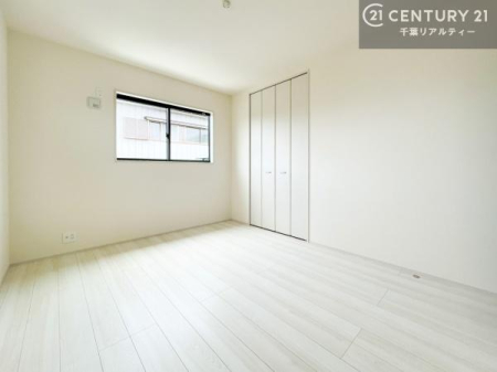 �q������ �V���v���Ń��C�A�E�g���₷���m���́A���q�l�̂������Ƃ��Ă��œK�B�����ɍ��킹�ď_��ɂ��g�����������܂��B
