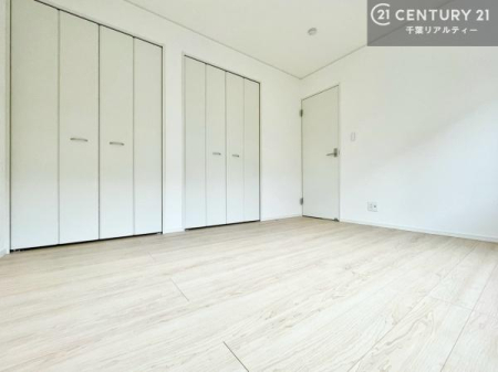 �Q�� ���[�͂̂���m���ł��B����������������L�X�Ǝg���ċC�������ǂ��ł��I
�L���C�Ȗ��邢�������ŉ߂����̂́A�X�ɂ̂�т�������ł��܂��ˁI