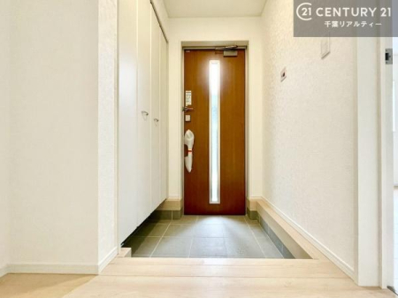 ���� ���ċA���Ă��Ă��A�������܁I�����������Ȃ�A�D�����}������Ă�����ԂɂȂ��Ă��܂��B
���邭��������錺�ւł��I