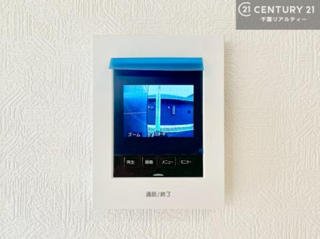 ���̑� TV���j�^�[�t�C���^�[�t�H���������B���K�҂̊���m�F���Ă���Ή��ł��邽�߁A�h�Ɩʂɂ��z�����ꂽ���S�̐ݔ��ł��B