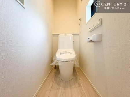 �g�C�� �������֍��ɂ��A�~��͕֍����g�����ł���̂ŗ₽���֍��ɍ��炸�ɍςފ������d�l�ł��I�V���v���ȃJ���[����Ƃ��Ă���̂ŁA������ꂪ���₷���ł��B�i�{�H��j
