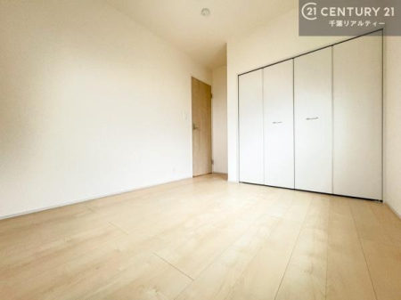 �q������ ���[�X�y�[�X�����Ă��܂��I�������X�b�L�����ڂ��鎖���ł��܂��ˁB
�Ƌ��I�΂Ȃ��V���v���ȃf�U�C���ׁ̈A�Ƌ��I�΂����C�ɓ���̋�ԍ�肪�ł������ł��ˁB