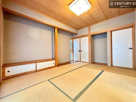 �a�� �^�^�~�̍��肪���炬��^����A�����b�N�X��ԁB�����傫���J�����̂���a���ƂȂ��Ă���܂��B���{�l�̐S������u�a�v�̋�ԁB