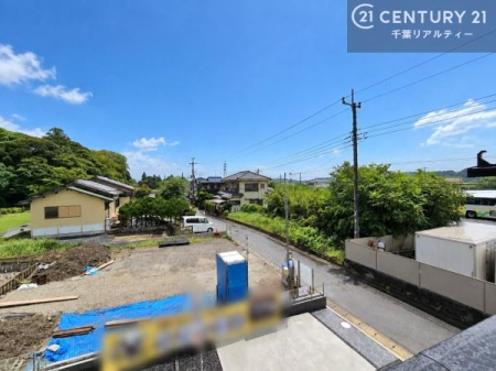 �Z�˂���̒��]�ʐ^ �΂��ӂ��i�F���y���߂钭�]�́A�܂�Ŏ��R�ɕ�܂�Ă��邩�̂悤�ȐS�n�悳�ł��B