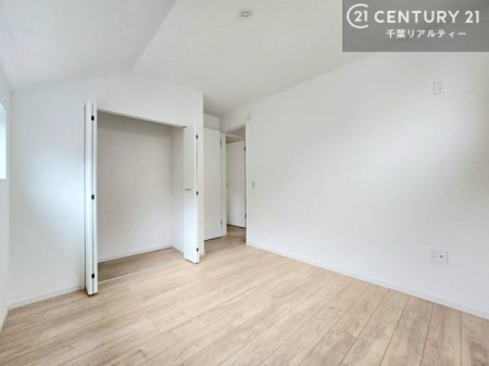 �m�� ���[�X�y�[�X���[���I�������X�b�L�����ڂ��鎖���ł��܂��ˁB
�Ƌ��I�΂Ȃ��V���v���ȃf�U�C���ׁ̈A�Ƌ��I�΂����C�ɓ���̋�ԍ�肪�ł������ł��ˁB