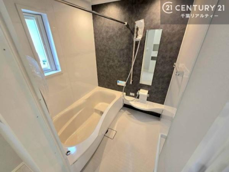 ���� 1���̔�����������Ɩ����Ă���闁���ł��B
�������̑f�G�ȃ����N�[�[�V�����ꏊ�ł��I