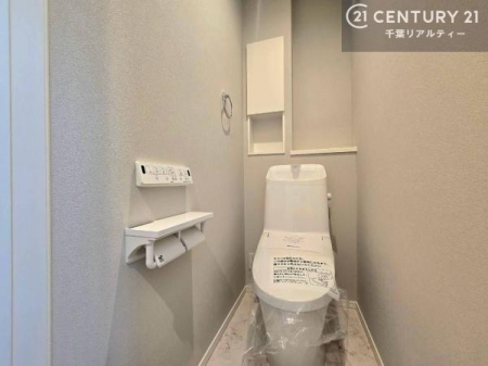 �g�C�� �������֍��ɂ��A�~��͕֍����g�����ł���̂ŗ₽���֍��ɍ��炸�ɍςފ������d�l�ł��I�V���v���ȃJ���[����Ƃ��Ă���̂ŁA������ꂪ���₷���ł��B