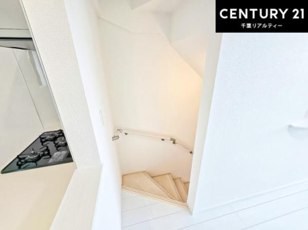 ���̑����� �K�i�͖��邭��������������ƌ�����̂ŏ�艺�肪���S�I���q�l�₲�N�z�̕������S���Ă����p�����܂��ˁI
