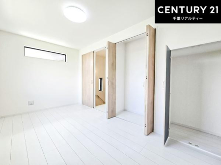 �q������ ���[�͂̂���m���ł��B����������������L�X�Ǝg���ċC�������ǂ��ł��I
�L���C�Ȗ��邢�������ŉ߂����̂́A�X�ɂ̂�т�������ł��܂��ˁI
