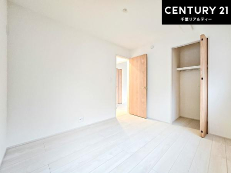 �q������ ���[�͂̂���m���ł��B����������������L�X�Ǝg���ċC�������ǂ��ł��I
�L���C�Ȗ��邢�������ŉ߂����̂́A�X�ɂ̂�т�������ł��܂��ˁI