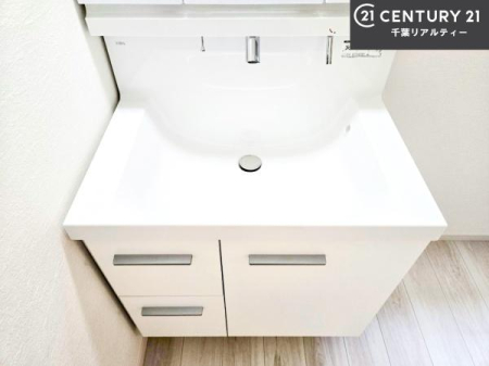 ���ʑ�E���ʏ� �[�����ʑ�{�E���́A�������˂ɂ����̂ł�����ꂪ�y�X�I���������ۂĂ܂��I
�L���C�Ȑ��ʏ��Ŏ��������̃��`�x�[�V�������オ��܂��ˁI