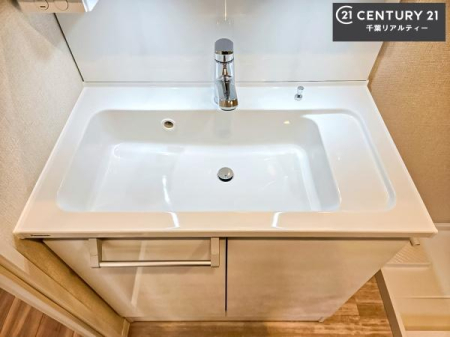 ���ʑ�E���ʏ� �[�����ʑ�{�E���́A�������˂ɂ����̂ł�����ꂪ�y�X�I���������ۂĂ܂��I
�L���C�Ȑ��ʏ��Ŏ��������̃��`�x�[�V�������オ��܂��ˁI