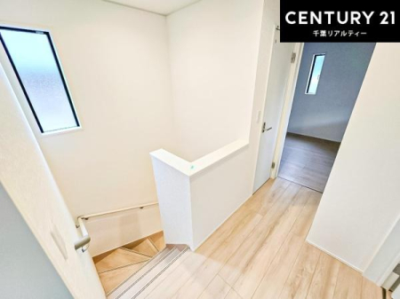 ���̑����� �K�i�͖��邭��������������ƌ�����̂ŏ�艺�肪���S�I���q�l�₲�N�z�̕������S���Ă����p�����܂��ˁI
