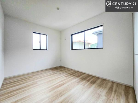 �q������ �V���v���Ƀf�U�C������Ă��邽�߁A�Ƌ��I�т܂���I
���C�ɓ���̉Ƌ��u���Ă��낰���Ԃ���邱�Ƃ��ł��܂��B