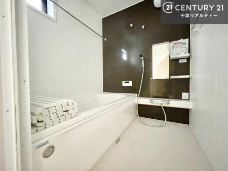 ���� �������������l�̕��͋C�̃o�X���[���́A�����o�Ă��ăo�X�^�C�����[���I
���d���撣���Ă��邲�J���ɂ��D�݂̍���̓����܂����āA�y����ł݂Ă͂������ł��傤���H