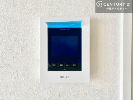 ���̑� TV���j�^�[�t�C���^�[�t�H���������B���K�҂̊���m�F���Ă���Ή��ł��邽�߁A�h�Ɩʂɂ��z�����ꂽ���S�̐ݔ��ł��B