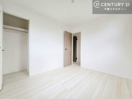�m�� ���[�X�y�[�X���[���I�������X�b�L�����ڂ��鎖���ł��܂��ˁB
�Ƌ��I�΂Ȃ��V���v���ȃf�U�C���ׁ̈A�Ƌ��I�΂����C�ɓ���̋�ԍ�肪�ł������ł��ˁB