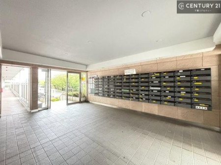 �G���g�����X �u���̕����C�ɂȂ�I�v�u�������Ăǂ�ȏ��H�v�u�����Əڂ����m�肽���I�v�Ǝv������A���C�y�ɂ����k���������B�S���X�^�b�t�����J�ɂ������������܂��B