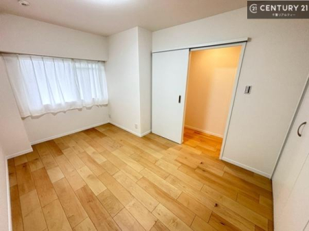 �m�� �V���v���Ƀf�U�C������Ă��邽�߁A�Ƌ��I�т܂���I
���C�ɓ���̉Ƌ��u���Ă��낰���Ԃ���邱�Ƃ��ł��܂��B