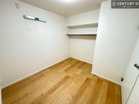 �q������ ���[�͂̂��鋏���ł��B����������������L�X�Ǝg���ċC�������ǂ��ł��I
�L���C�Ȗ��邢�������ŉ߂����̂́A�X�ɂ̂�т�������ł��܂��ˁI
